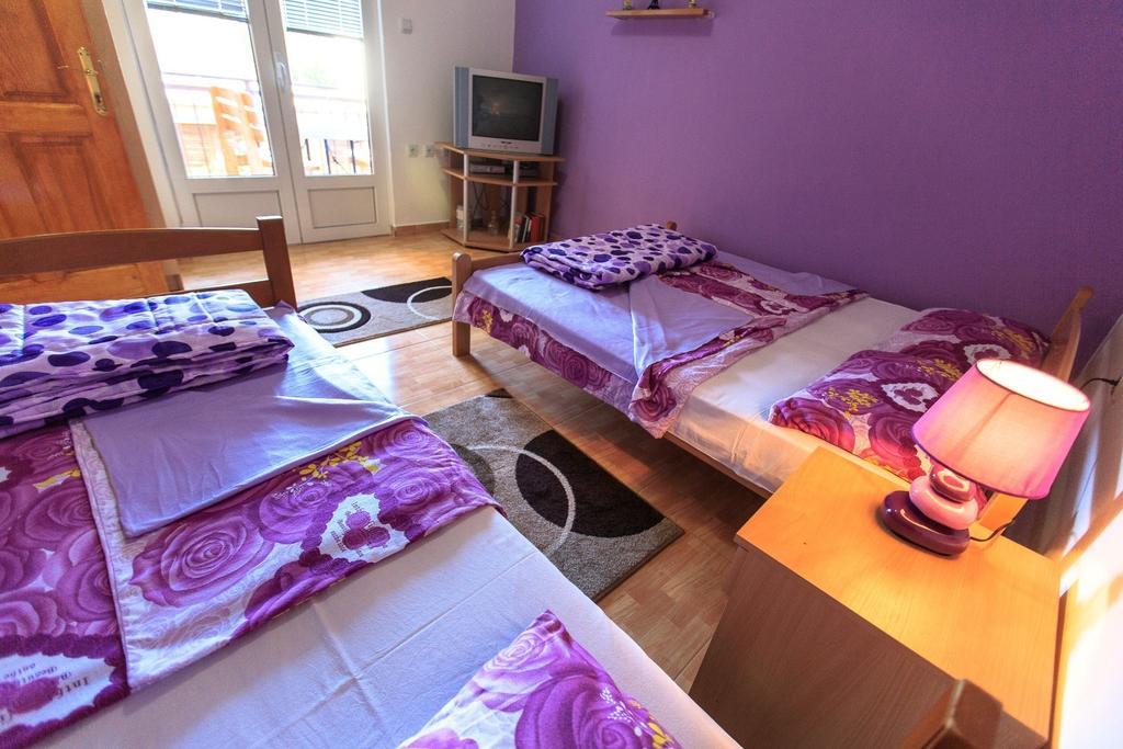 Apartments Vitic Сутоморе Стая снимка