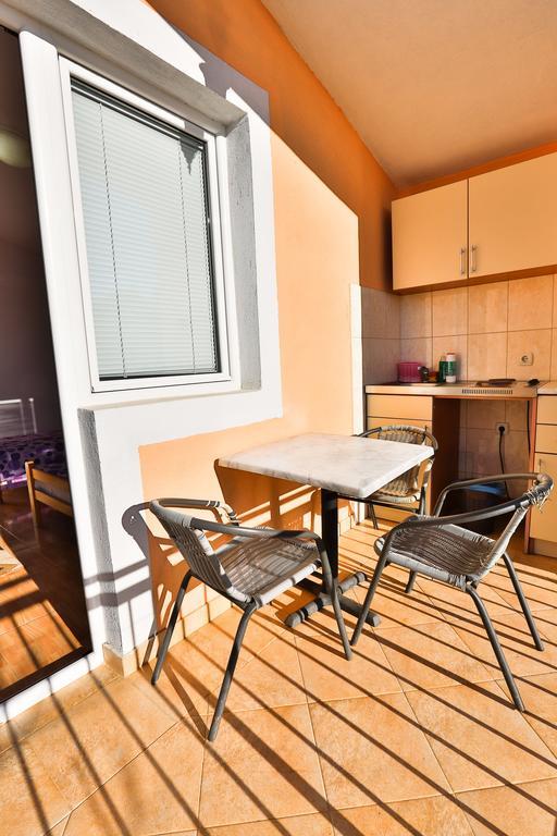 Apartments Vitic Сутоморе Стая снимка