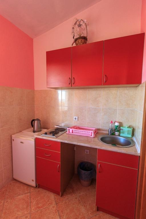 Apartments Vitic Сутоморе Стая снимка