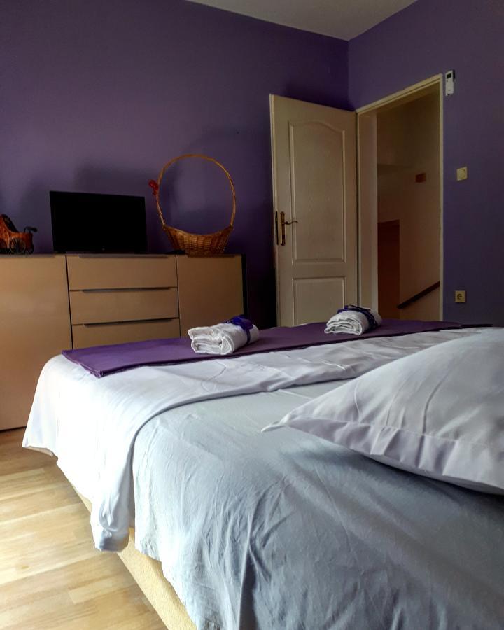 Apartments Vitic Сутоморе Екстериор снимка