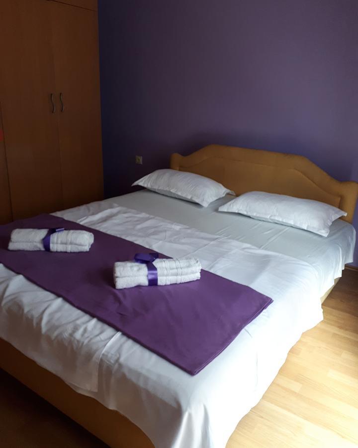 Apartments Vitic Сутоморе Екстериор снимка